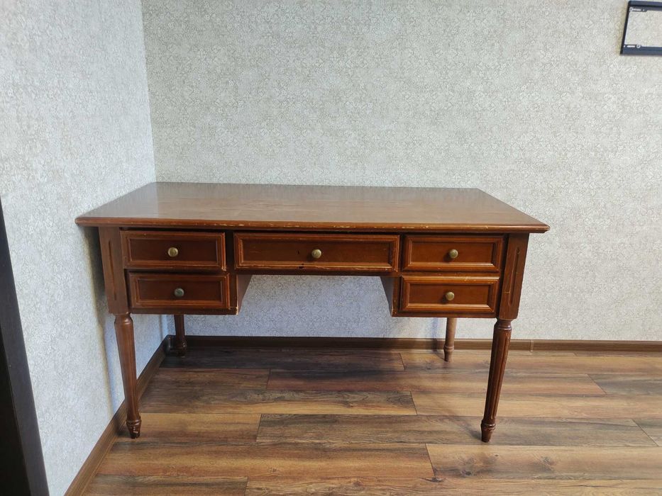 Продам ретро стол