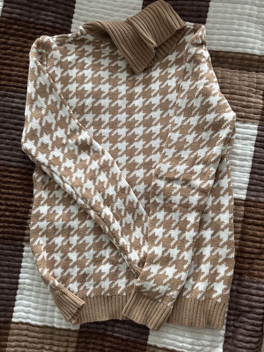 Продам куртку женскую