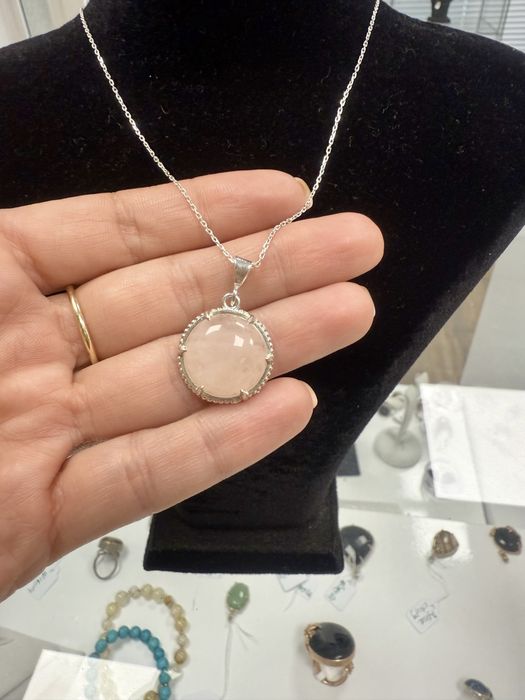 Сребърно колие с Розов кварц