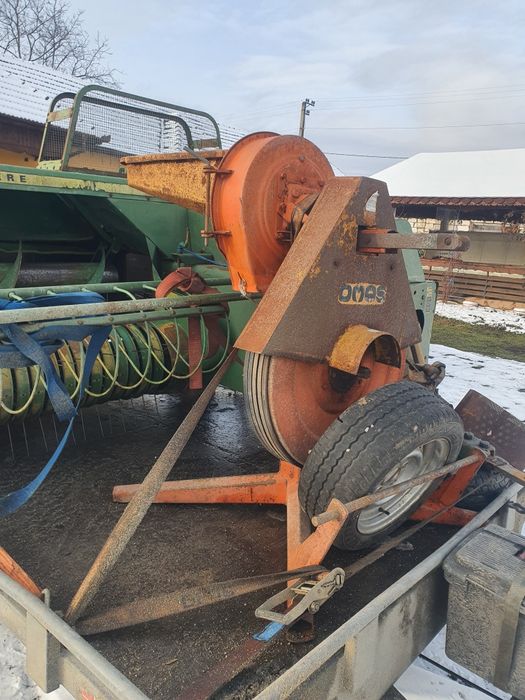 Moara macinat porumbi si boabe dupa tractor