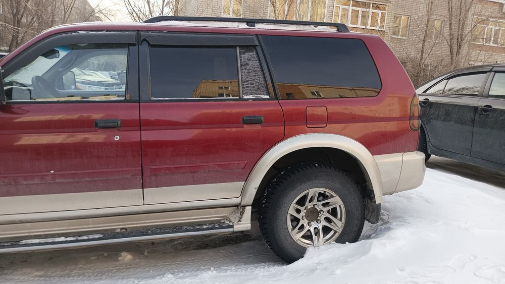 Mitsubishi Montero Sport