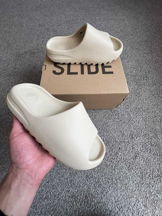 Papuci Sport Yeezy Slide Bone Adidas Bej Papuci Yeezy - Livrare Verificare