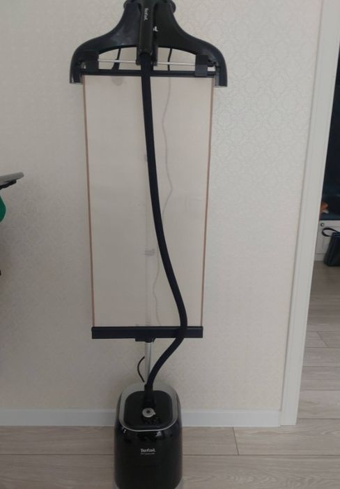 Вертикальный отпариватель  Tefal Pro Style