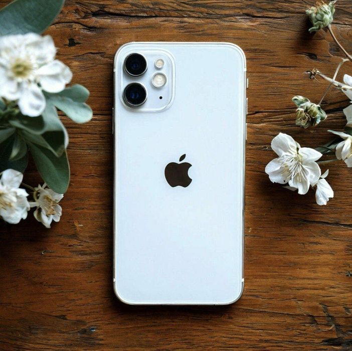 Продам iPhone 11