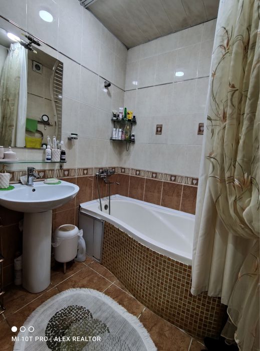 Продаётся квартира срочно Чиланзар 14 Уч тепа 98 квм