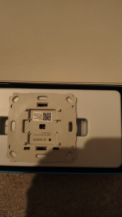 Termostate și întrerupătoare smart