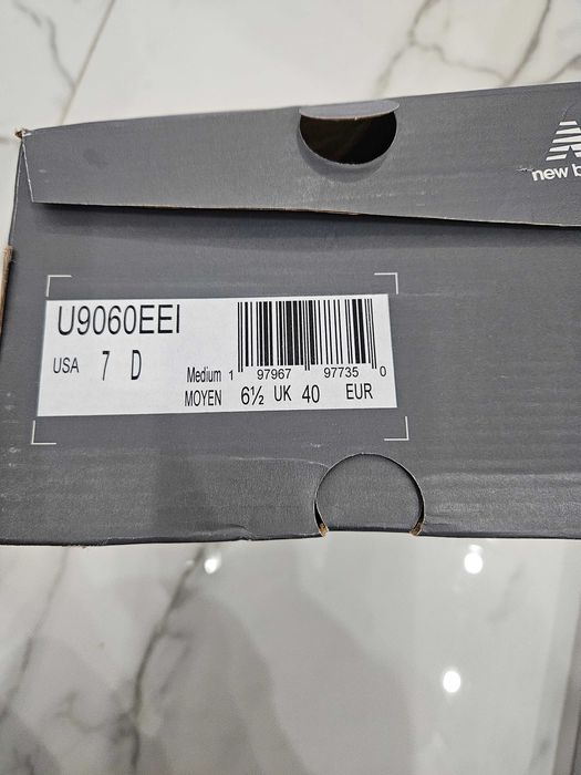Оригинални маратонки New Balance 9060