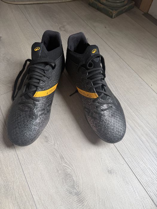 Детски бутонки.