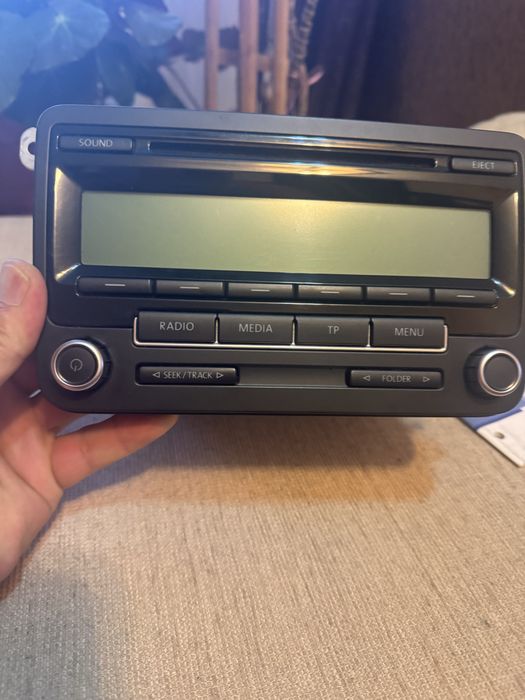 Radio-CD original wolkswagen ( e de  passat B6 )
