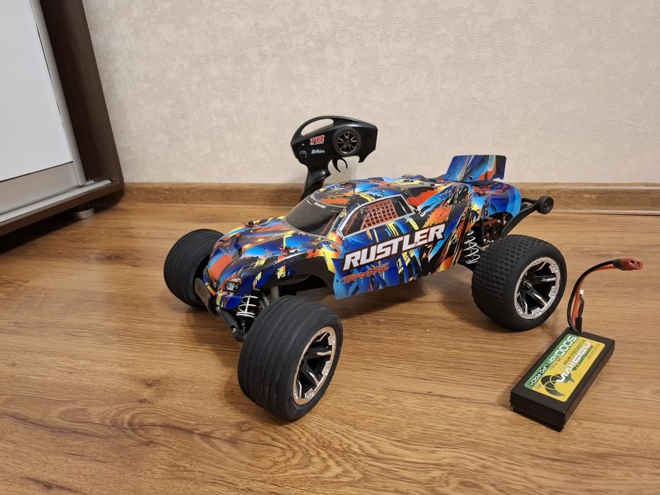 Automodel traxxas rustler 2WD