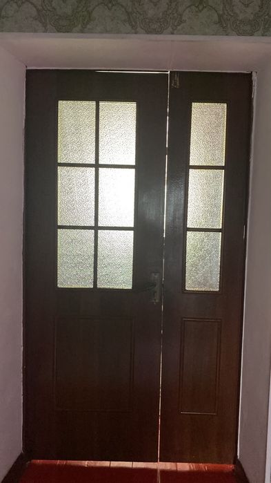 Есіктер сатылады б/у