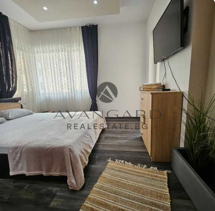 Продава се Двустаен апартамент в Пловдив, Кючук Париж - 63 кв.м за 2148 €/кв.м - Снимка #7