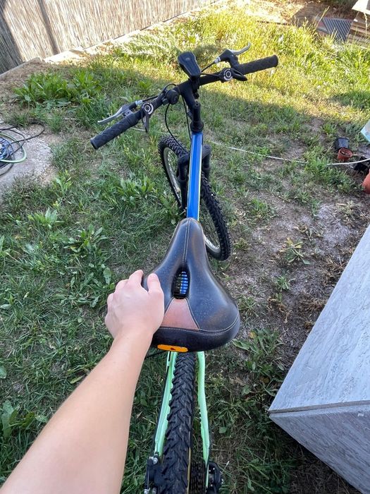 Bicicleta montbike dual suspensie ca si noua
