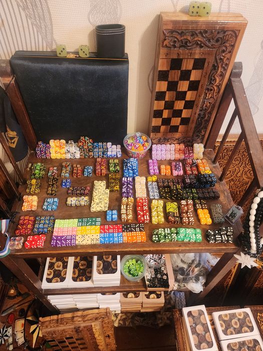 Зарики кости кубики игральные настольные игры