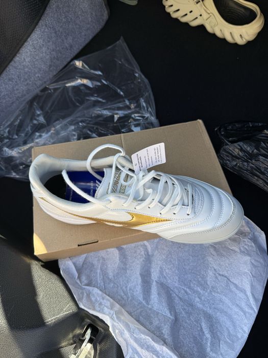 ПРОФЕСИОНАЛНИ Футболни обувки Mizuno