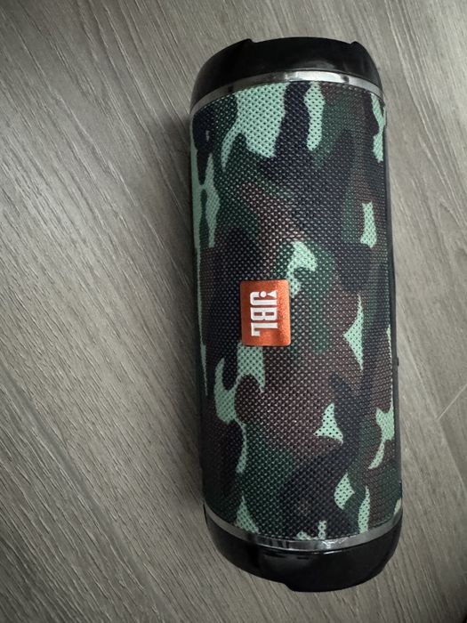 Продам Колонку JBL для музыки