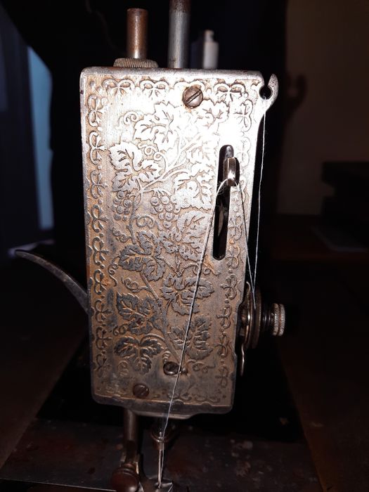 Masina de cusut Singer veche funcțională