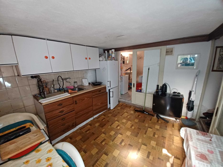 Продава къща с 3 апартамента 105м2 с гледка море в Аспровалта, Гърция