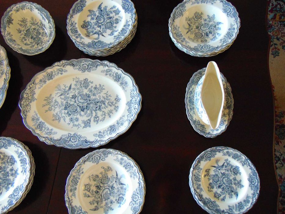 serviciu de masă Crown Ducal