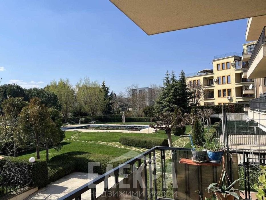 Продава се Двустаен апартамент в Варна, Център - 65 кв.м за 1924 €/кв.м - Снимка #5