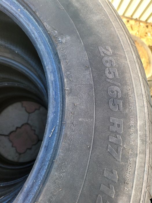 Продам шины летние 265/65/17
