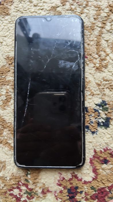 Виво.   Y02T.    64 gb