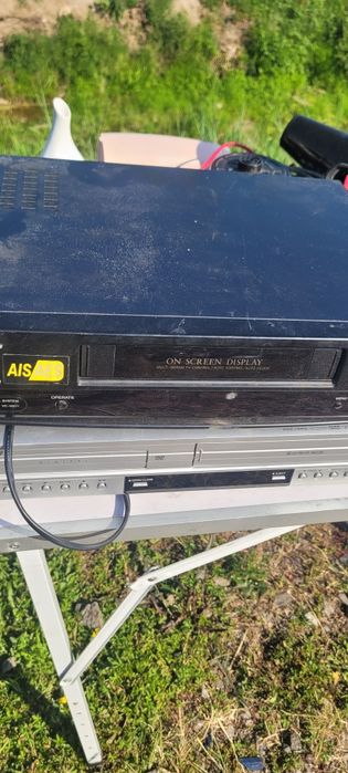 Video recorder Sharp