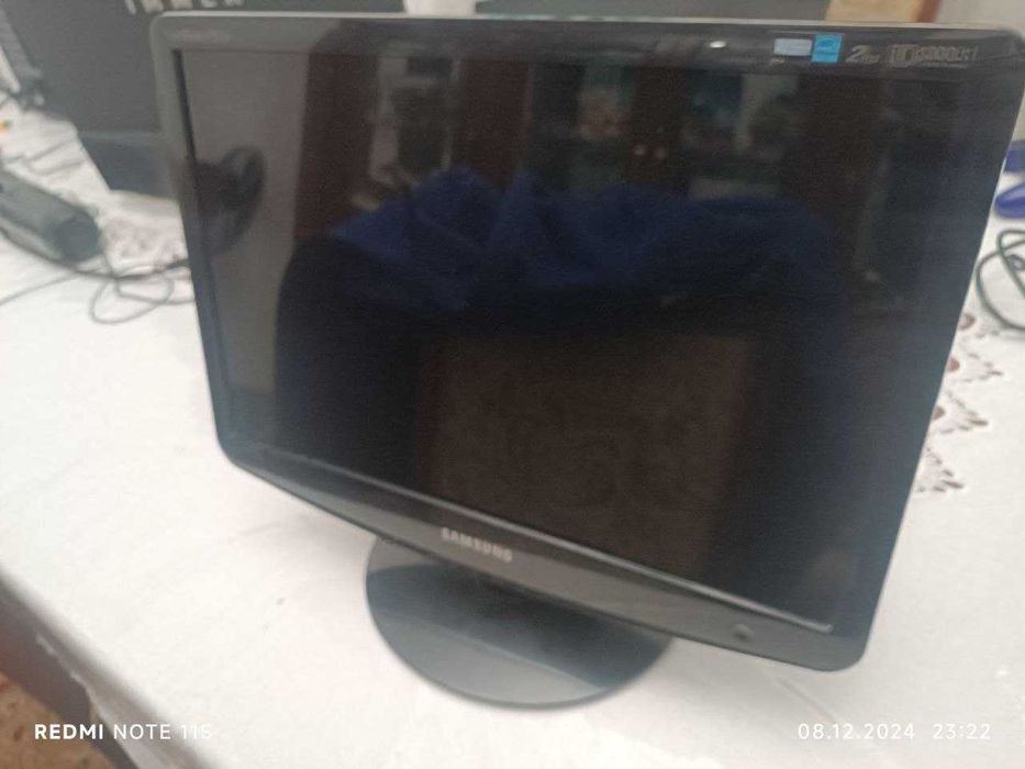 Продается Монитор Samsung SyncMaster 932GW, 1440x900, 75 Гц, 19 дюйм