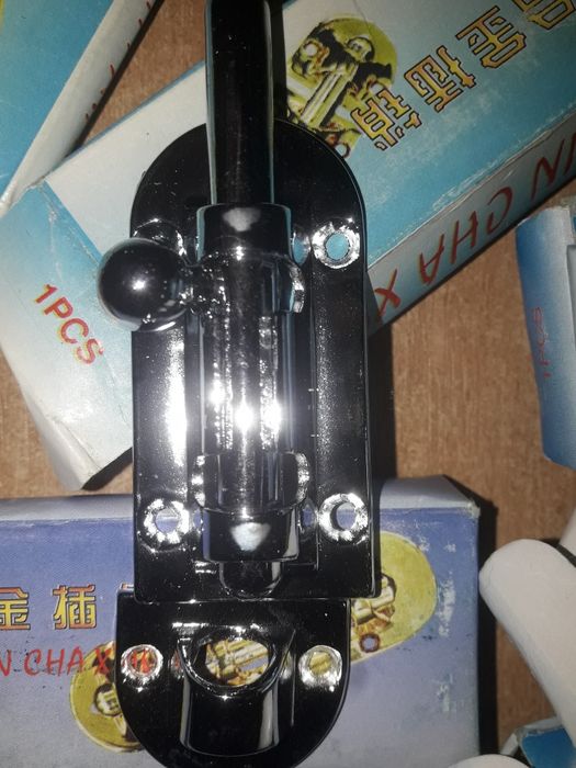 Шпингалеты для дома