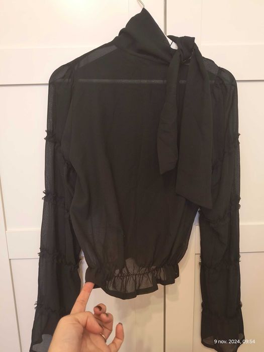 Bluza cu funda, noua, cu eticheta