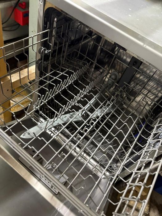 Посудомойка за 30 тыс