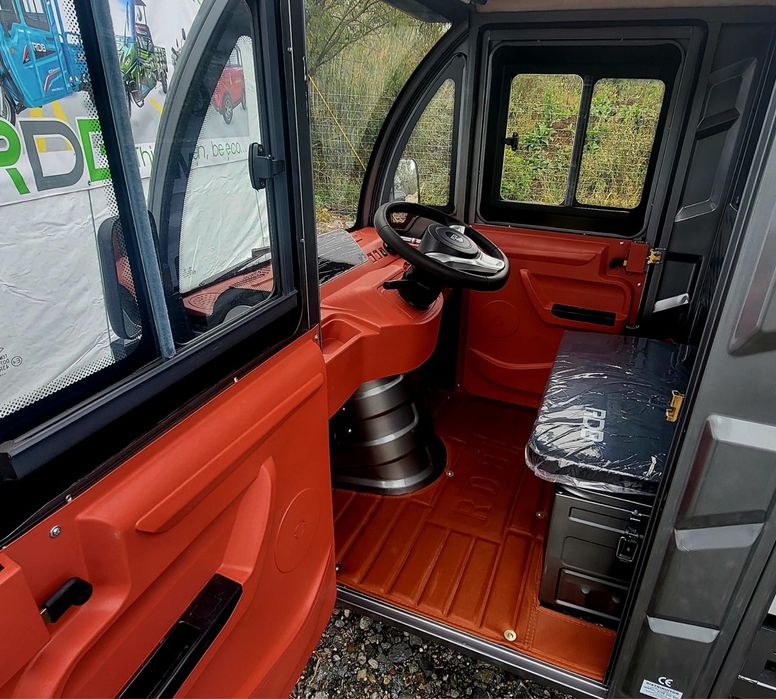 Triciclu electric , RDB xm-klass , fara permis , garantie , rate