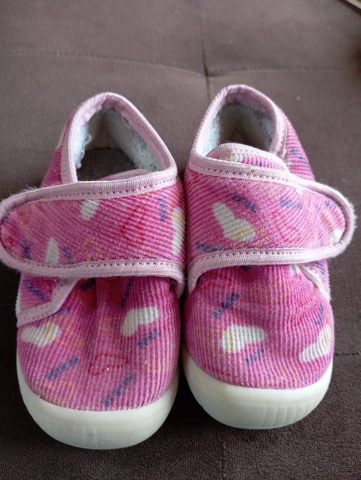 Детски ботушки за момиченце с подарък пантофки