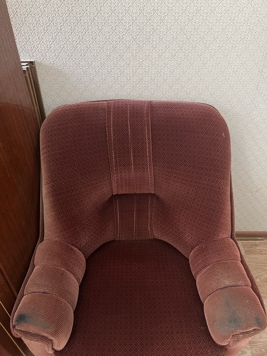 Диван и кресло мебель