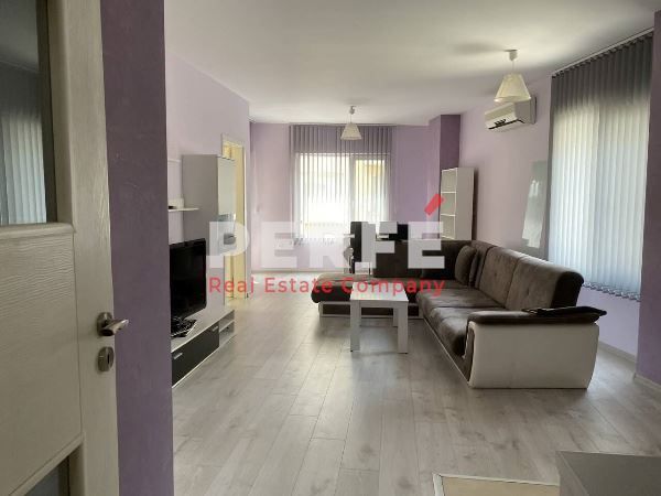 Дава се под наем Тристаен апартамент в Бургас, Сарафово - 96 кв.м за 612 € - Снимка #1