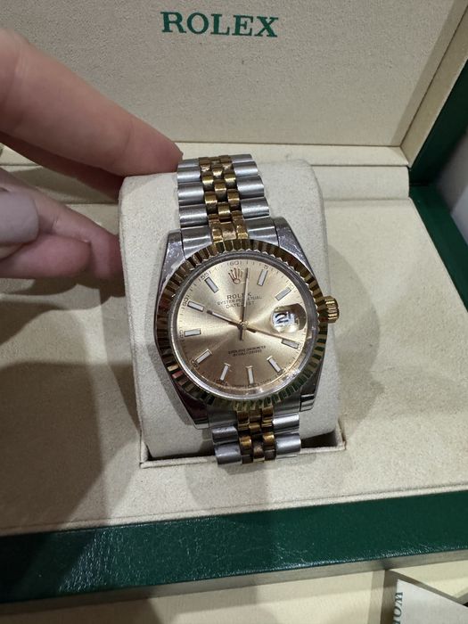 ceas superb auriu argintiu