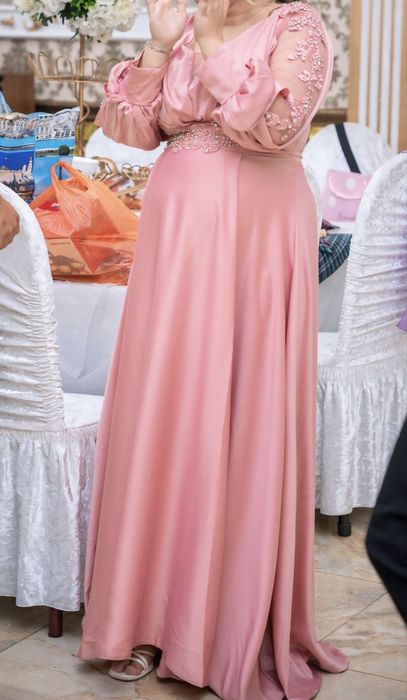 Нежное платье///