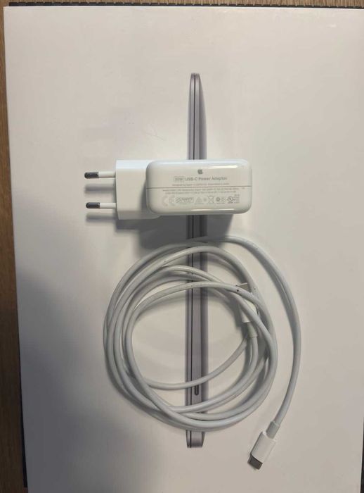 Laptop Apple MacBook Air 2019, ca nou