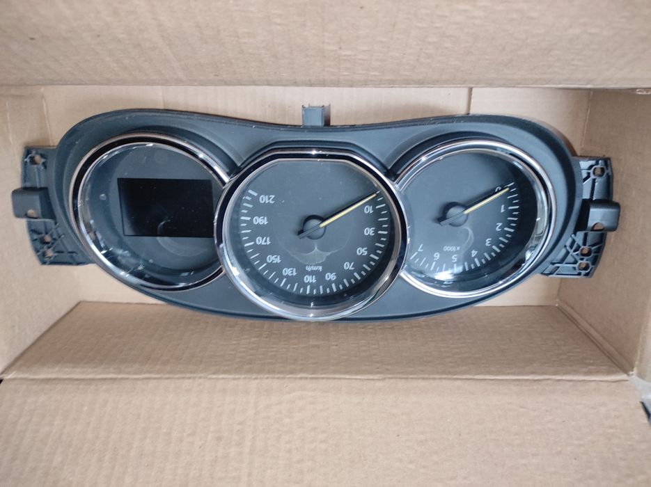 Щиток приборов Renault Duster 2020 г.в.