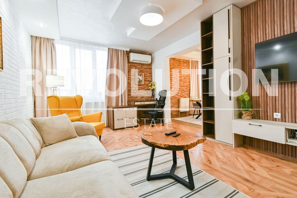 Дава се под наем Тристаен апартамент в София, Зона Б-5 - 108 кв.м за 1300 € - Снимка #3