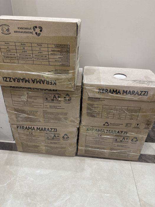 Продав кафель кабанчик