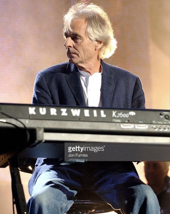Продам Kurzweil K2661