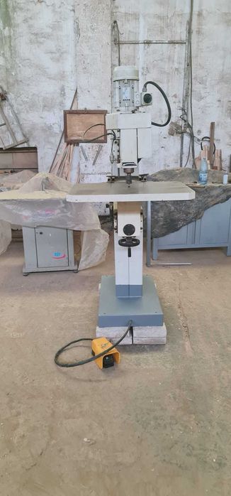 Freza lemn verticala