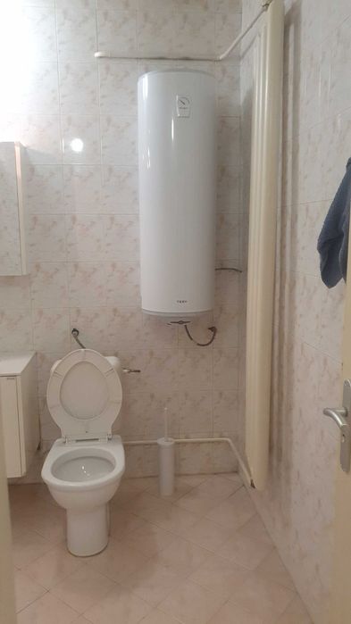 Дава се под наем Тристаен апартамент в София, Зона Б-18 - 130 кв.м за 612 € - Снимка #12