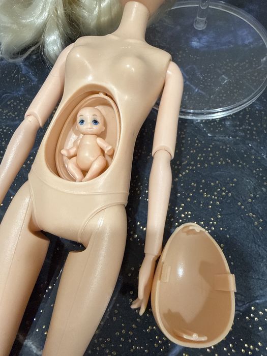 Кукла беременная с малышом