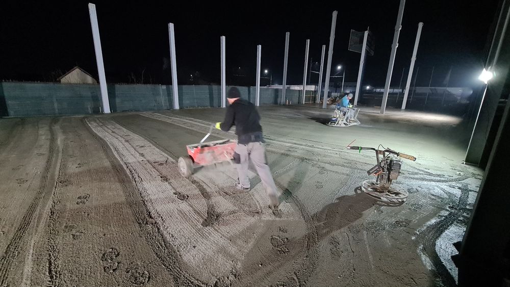 Turnare beton finisat cu Elicopter, Piste elicopterizate,  Periat