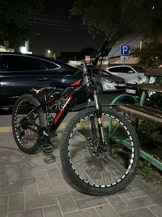 Горный велосипед Shuttle, дисковые тормоза
