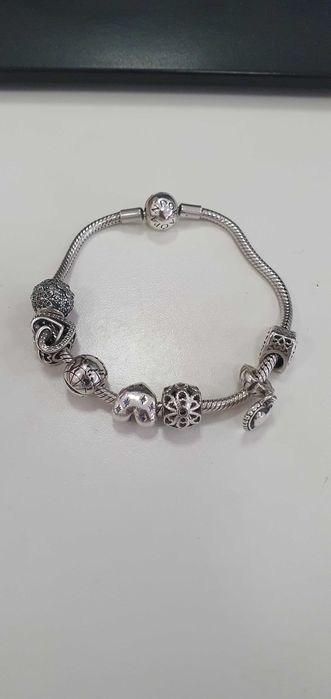 bretara pandora cu charmuri