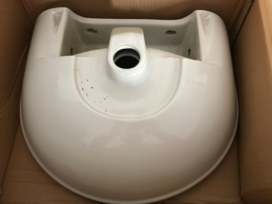 Vand cada,cadite si chiuvete noi calitate f buna