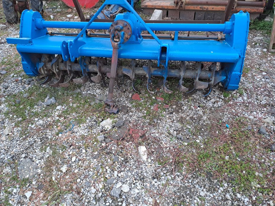 Freza de pamant freza